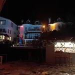 3houseapart *
